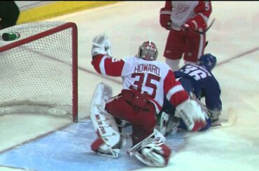 Canucks Vs Wings - Alex Edler 4-2 Goal - 12.21.11 - HD