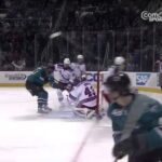 Tomas Hertl scores fourth goal of game with nasty finish