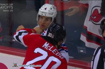 Braden Schneider vs Michael McLeod Apr 20, 2023