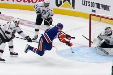 Draisaitl goes AIRBORNE for 6th goal of playoffs!