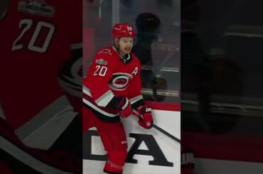 From puck in the face to puck in the net 🤕😁