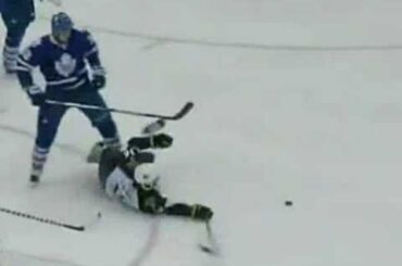 Jay Rosehill drills Andrew Ladd