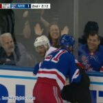 Austin Watson vs Barclay Goodrow Dec 2, 2022