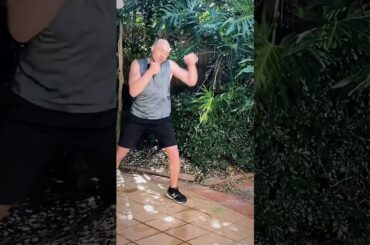 Tall guy does peekaboo style #miketyson #peekaboostyle #boxing