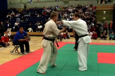 AFANASYEV (RUS) VS BENNETT (GB) Kyokushin Karate Full Contact Tournament 2010