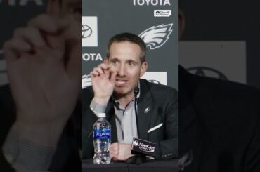 "Who took that picture of me!?" 😂 Nick & Howie had us cracking up after the Eagles Day 2 draft picks