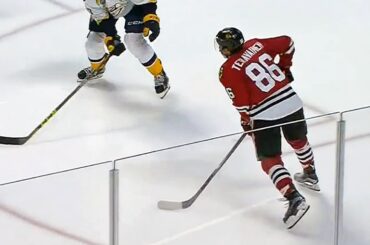 Teravainen flicks no-look shot top-shelf