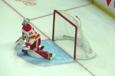 Jacob Markstrom warms up during the Flames @ Senators hockey game
