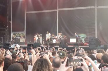 Jeff Beck with Johnny Depp 🙄, Jardin Sonore Festival, Vitrolles, France
