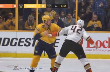 Josh Manson vs Cody McLeod Dec 2, 2017