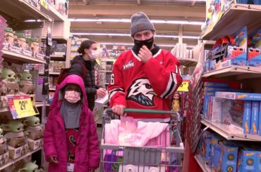 Shop-With-A-Hawk 2021