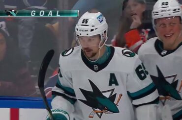 Karlsson scores on backhand