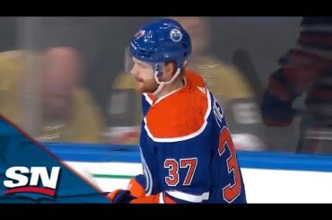 Oilers' Warren Foegele Strikes On Their First Shot In Game 3 vs. Golden Knight