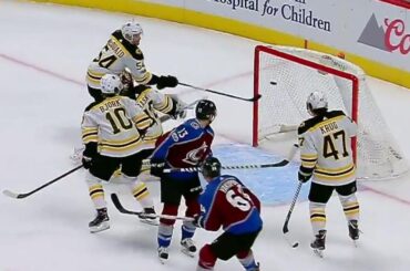 Kerfoot goes to the front of the net and it pays off for his first NHL goal