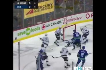 Vancouver Canucks - Los Angeles Kings 28.11 Save by Petersen