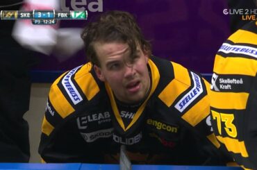 Ole-Kristian Tollefsen tacklar Axel Holmström