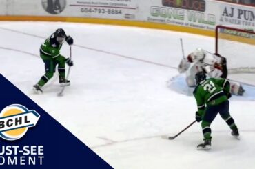 Must See Moment: Mathieu Caron shuts down a clear 2-on-0