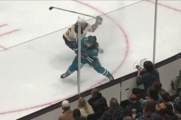 Alex Barabanov assists on Couture's goal vs Bruins (7 jan 2023)