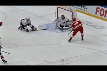 Parker Foo fools Sudnitsyn