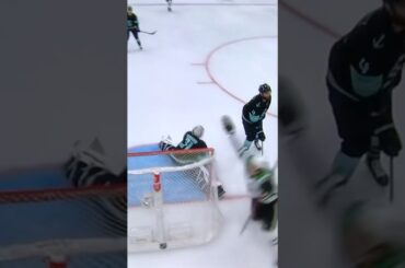 #27 Mason Marchment (4) Deflection Goal.