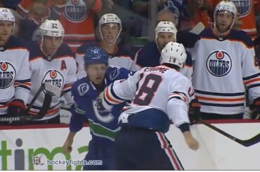 Ryan Strome vs Troy Stecher Oct 7, 2017