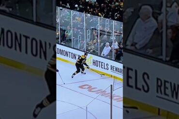 Vinny Desharnais rocks Bruins player into the next plane of existence #oilers #hockey #nhl #bruins