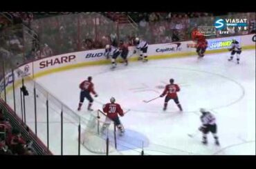 1-4 Goal John Carlson ( New Jersey Devils - Washington Capitals ) 12/22/2010