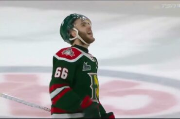 Zachary L'Heureux donne l'avance à son équipe avec quelques minutes à faire au match