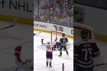 Columbus Blue Jackets VS Washington Capitals TOP Highligh 🏒Garnet Hathaway completes attack🚨 #shorts
