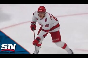 Teuvo Teravainen Scores His First Of The Playoffs To Equalize vs. Panthers