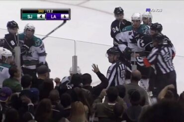 Ryane Clowe vs Wayne Simmonds Oct 6, 2009