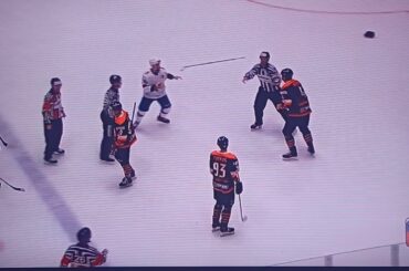 Mark Louis vs. Patrik Maier