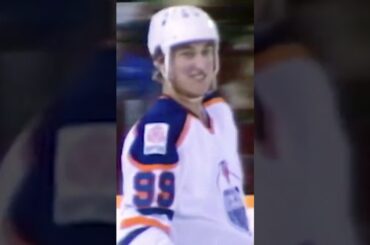 Gretzky had it out for the Vancouver Canucks #shorts