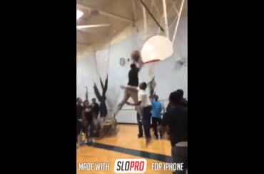 Sean Walker dunks