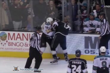 Ryane Clowe vs Kyle Clifford Apr 5, 2012