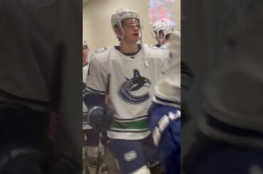 Anaheim Ducks vs Vancouver Canucks 4.11.2023 #shorts  #short #hockey