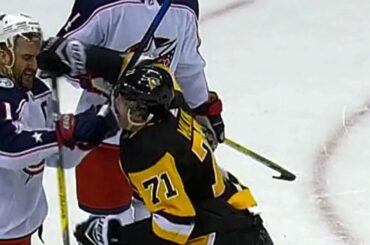 Gotta See It: Malkin gets frustrated by Foligno, throws first punch to start fight
