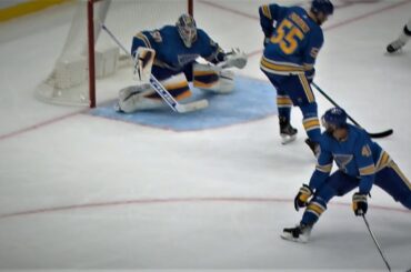 Alex Iafallo With the Ice Breaker In St Louis As The Visiting Team Continues To Strike First