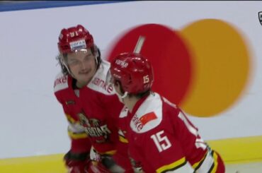 Foo nets GWG off weird ricochet