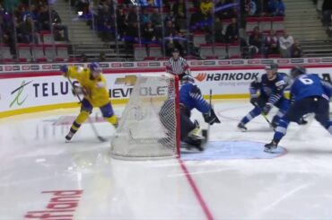 Best Ice Hockey Lacrosse "Zorro" style goal by Nils Höglander - Sweden vs Finland - WJC  2020