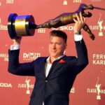 Zlatá hokejka má nového krále. Davida Pastrňáka na trůnu vystřídal Ondřej Palát