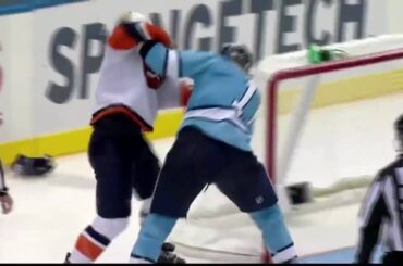 Jordan Staal vs Nate Thompson Nov 27, 2009