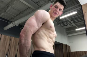 Competing in my First Show EVER | 4 weeks out