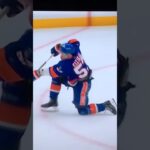 #53 Casey Cizikas (1) Wrist-Shot Goal.