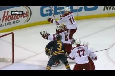 Smith scores on himself with puck in pants