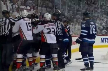 Gotta See It: Byfuglien sucker-punches Perry after goal