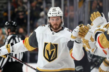 ВГН-ЛАК: Мироманов играет как форвард