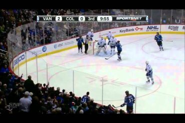 Canucks vs Avalanche Cory Schneider Unbelievable Save