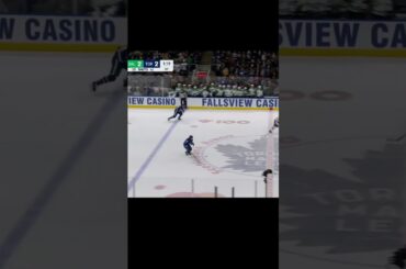 Nick Robertson Scores in OT, Gives His Brother's Team Their 1st Loss of the Season! (Oct. 2022)