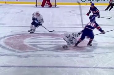 Joel Armia elbow on Travis Dermott